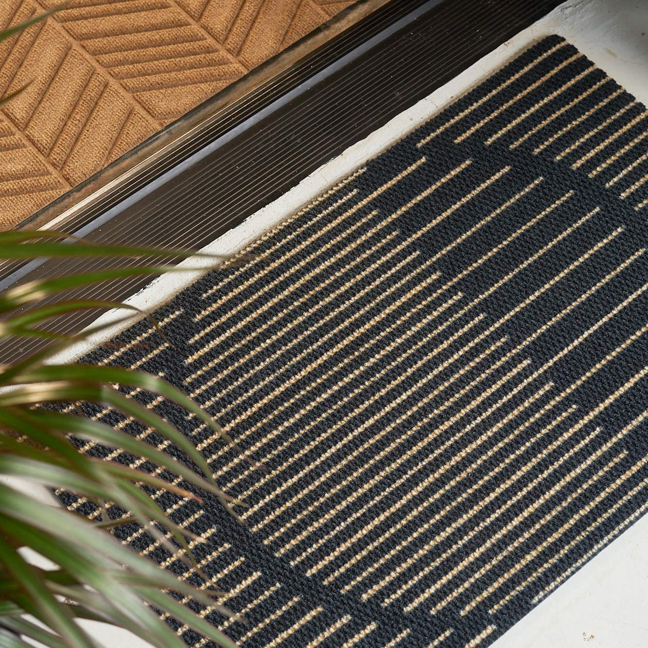 Neighburly On the Horizon Doormat