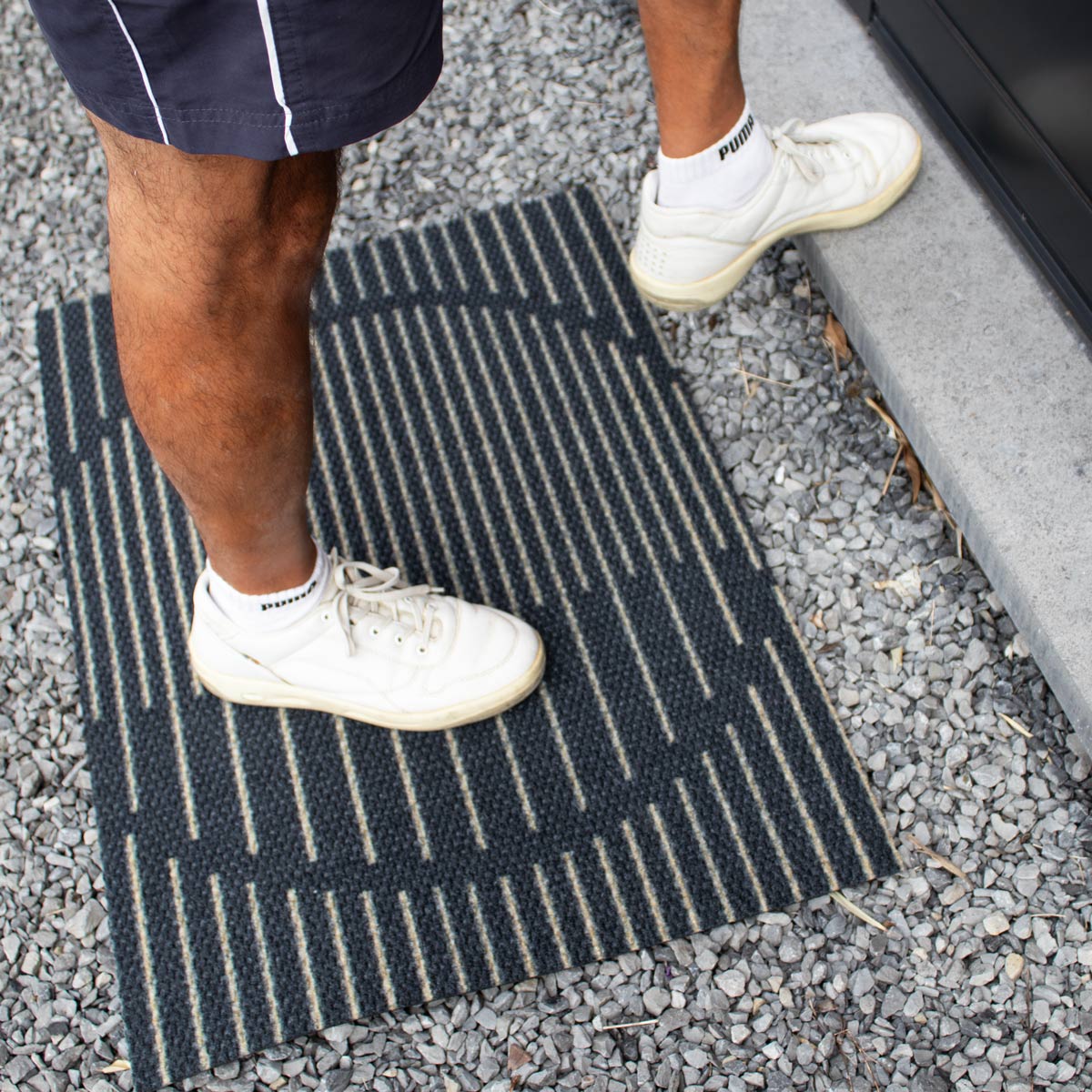 Neighburly On the Horizon Doormat